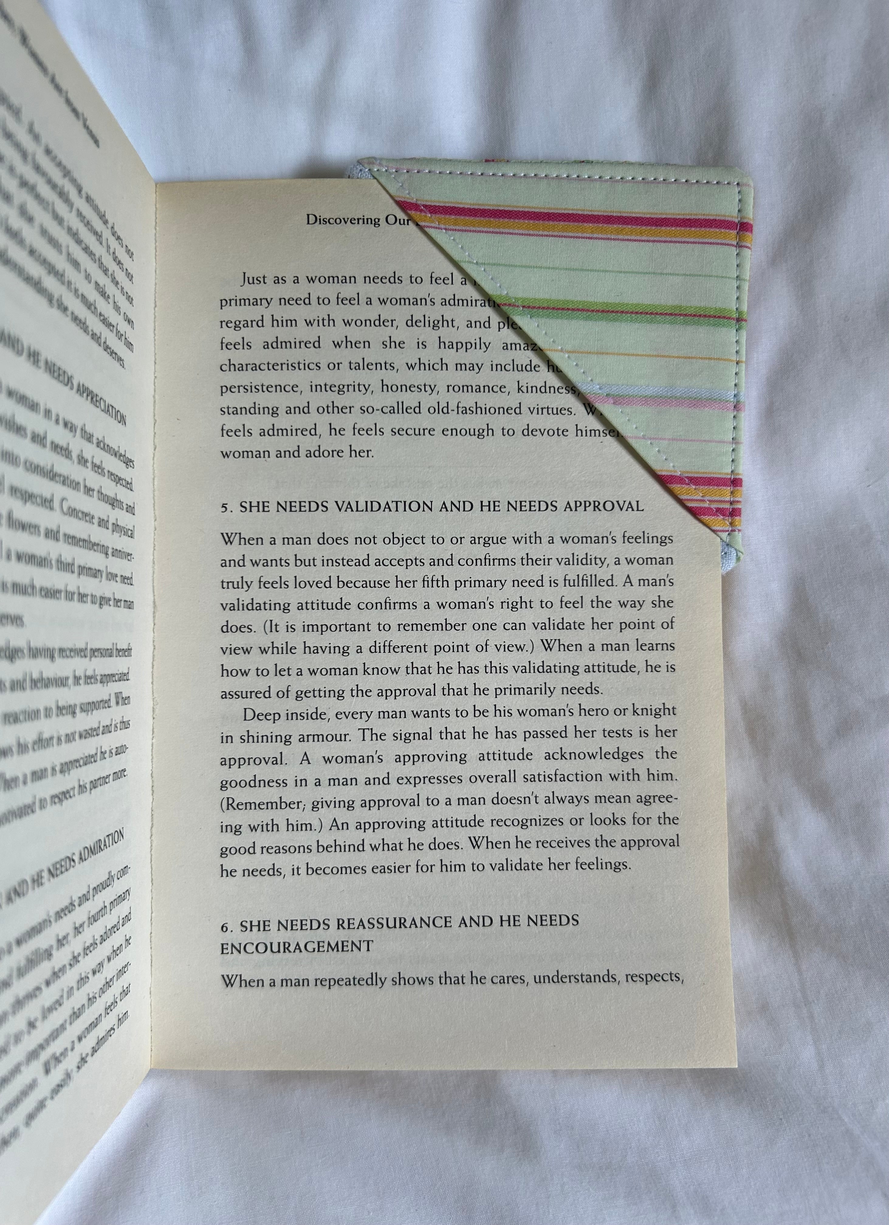 Green striped corner bookmark