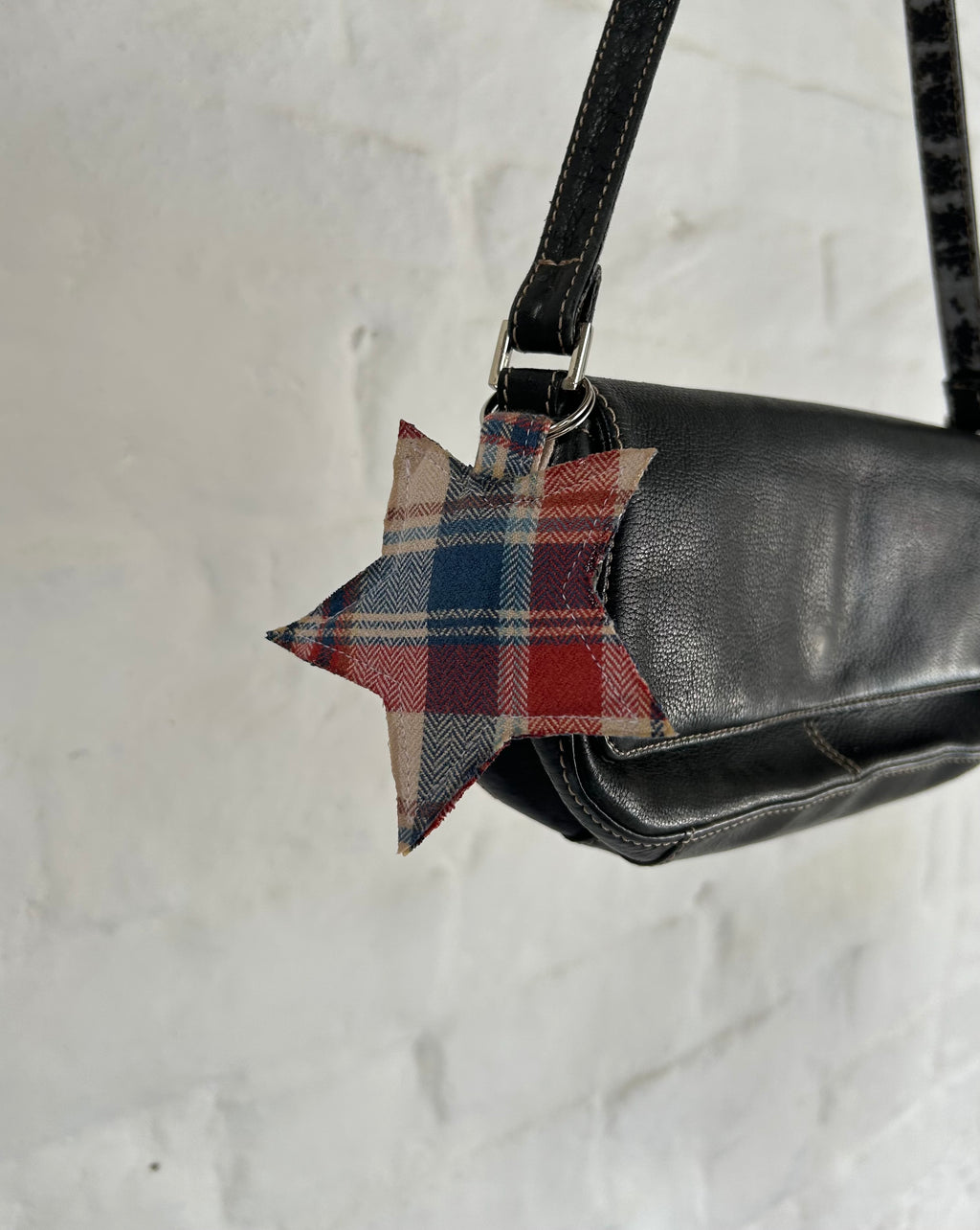 Brown, blue and red plaid star keyring
