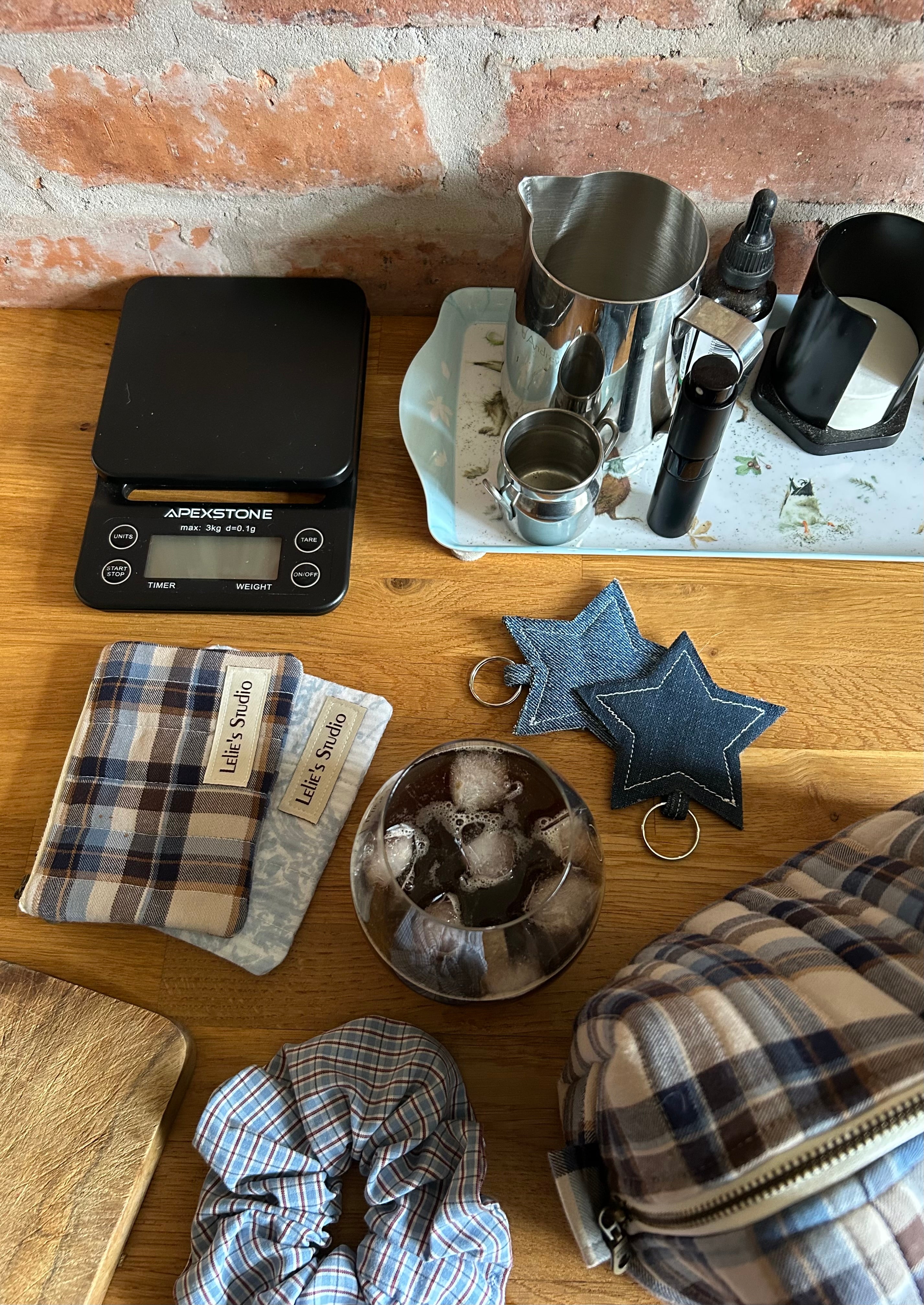 Dark denim star keyring