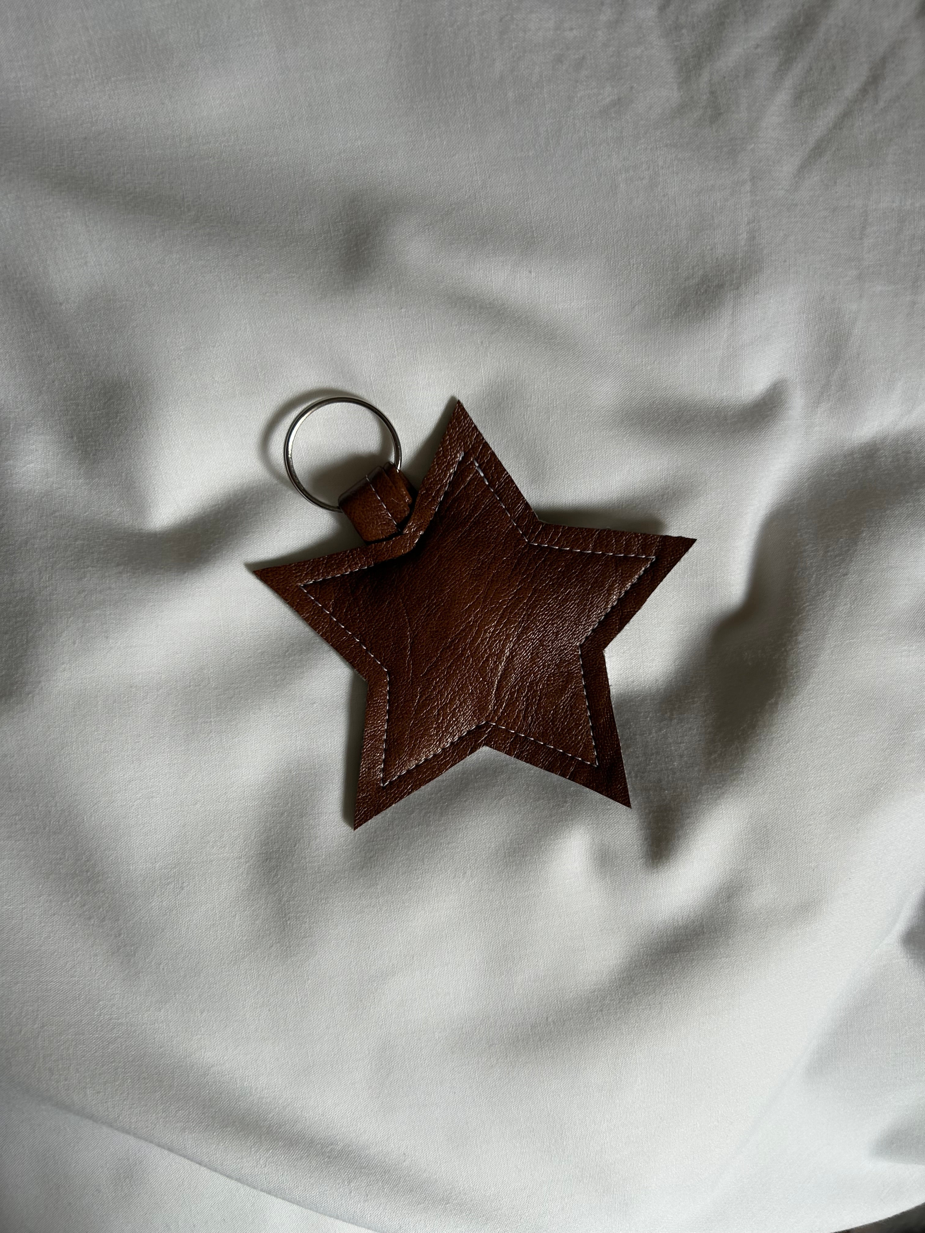 Brown faux leather star keyring