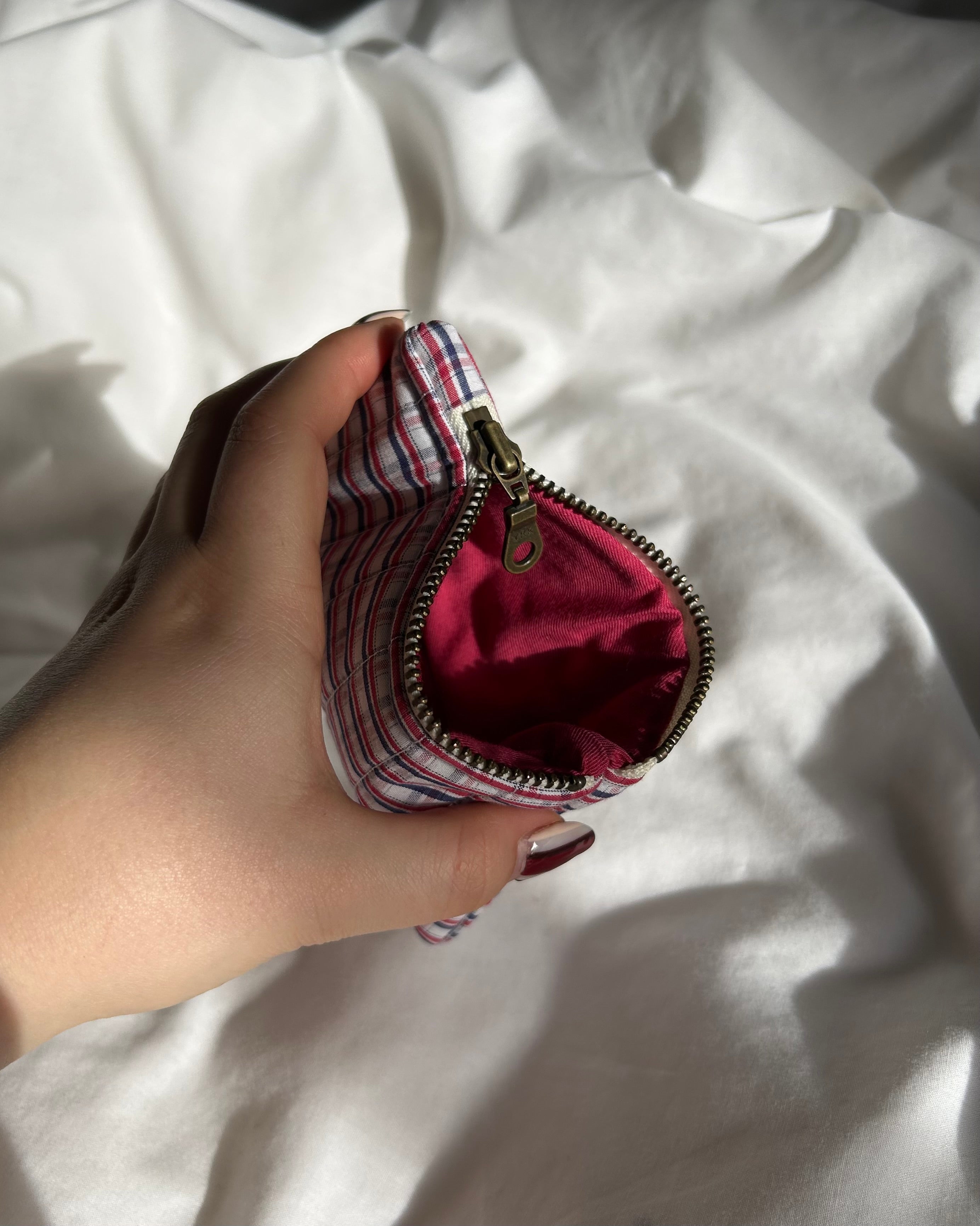 Red and blue coin purse
