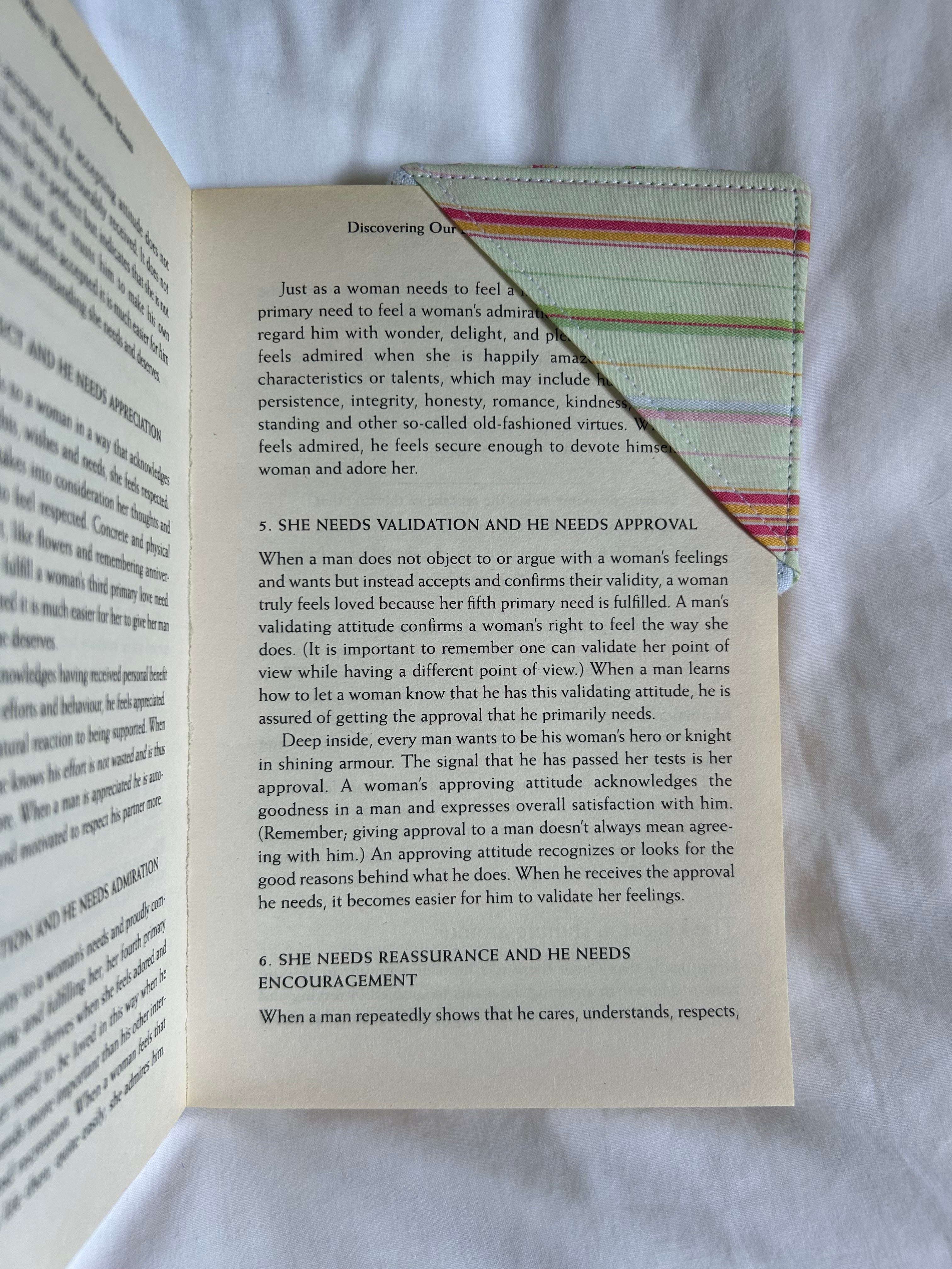 Green striped corner bookmark