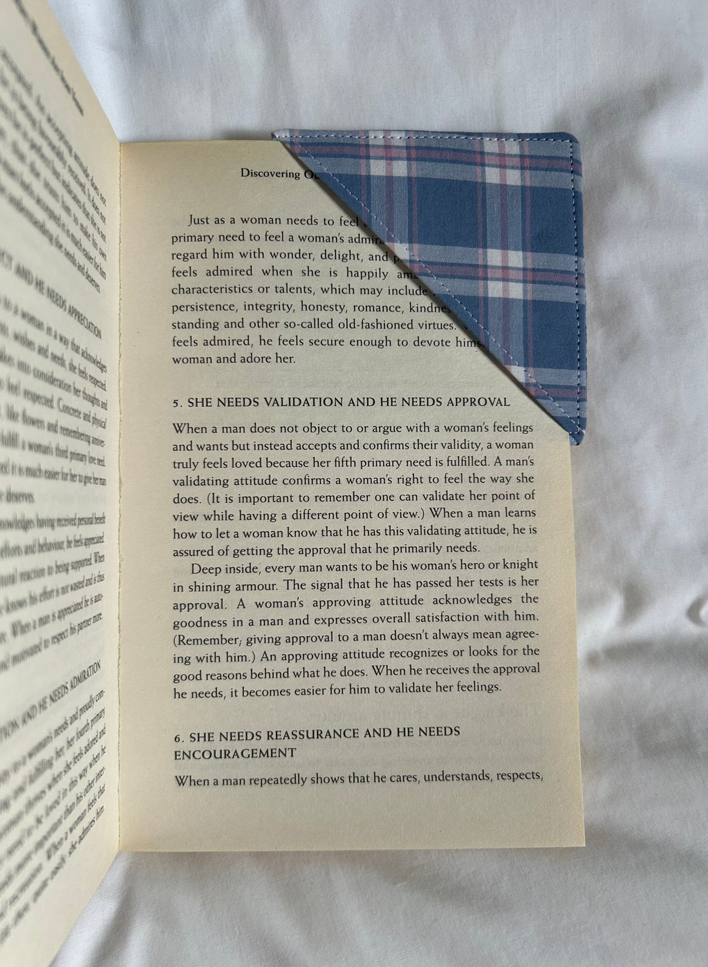 Blue white and pink corner bookmark