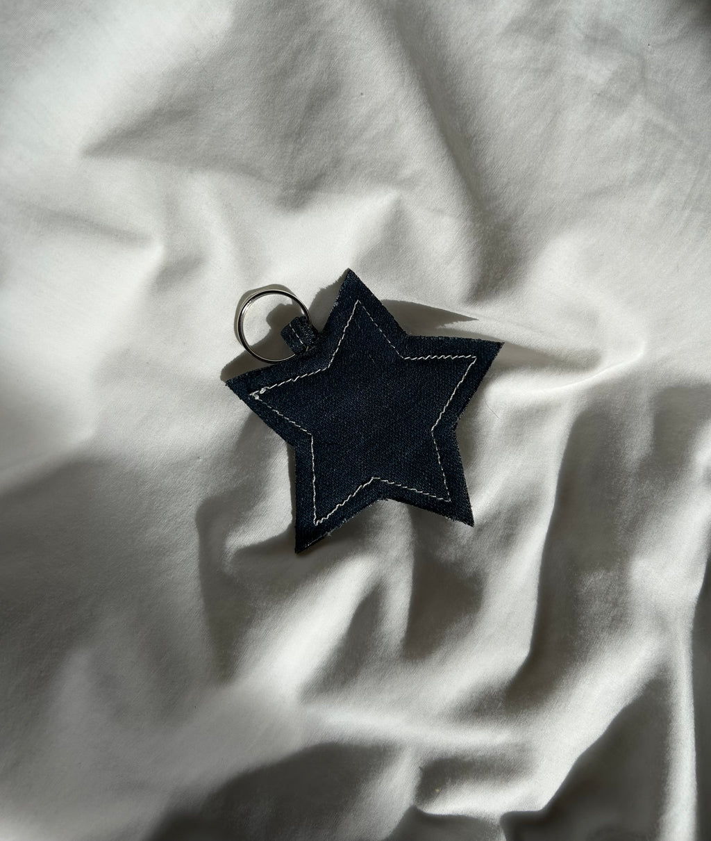 Dark denim star keyring