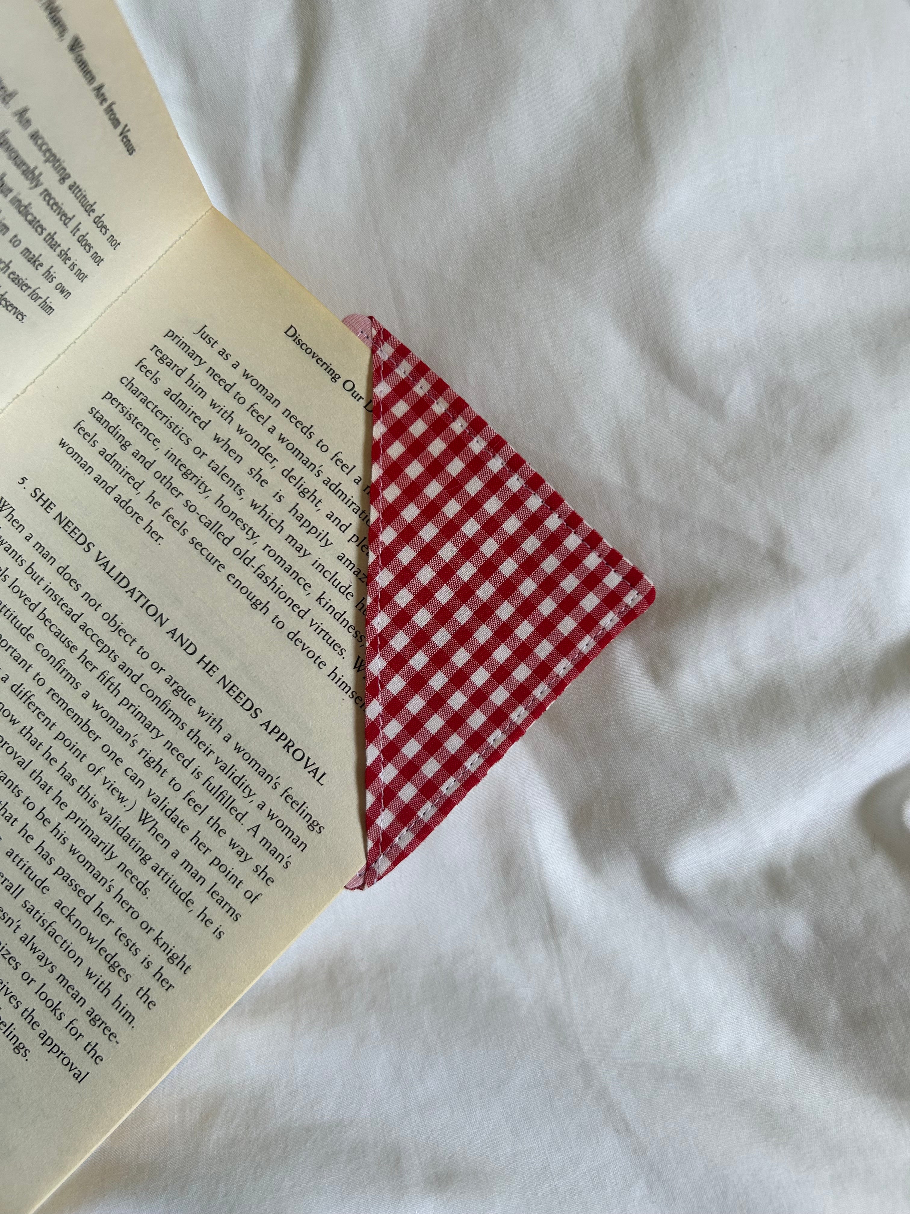 Red corner bookmark